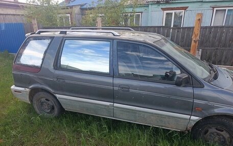 Mitsubishi Space Wagon III, 1992 год, 80 000 рублей, 3 фотография