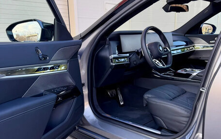 BMW 7 серия, 2025 год, 16 800 000 рублей, 14 фотография