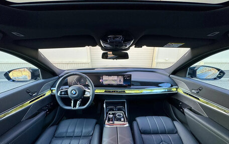 BMW 7 серия, 2025 год, 16 800 000 рублей, 26 фотография