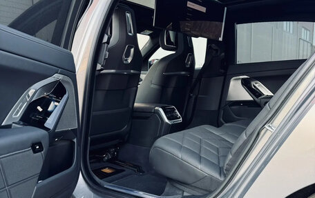 BMW 7 серия, 2025 год, 16 800 000 рублей, 31 фотография