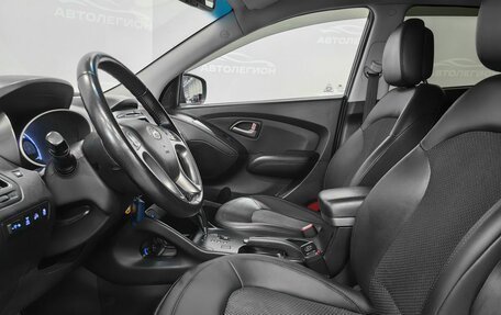 Hyundai ix35 I рестайлинг, 2010 год, 1 400 000 рублей, 10 фотография