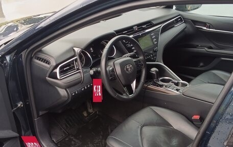 Toyota Camry, 2019 год, 2 000 000 рублей, 6 фотография