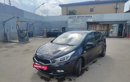 KIA cee'd III, 2013 год, 950 000 рублей, 2 фотография