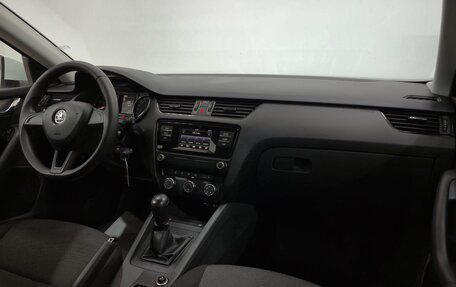 Skoda Octavia, 2016 год, 1 580 000 рублей, 15 фотография