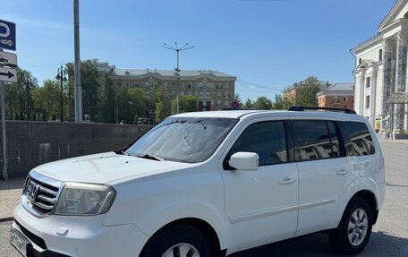 Honda Pilot III рестайлинг, 2012 год, 1 600 000 рублей, 2 фотография