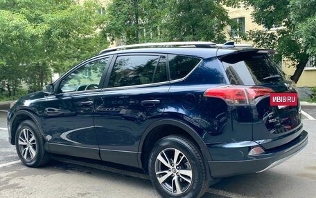 Toyota RAV4, 2018 год, 2 449 000 рублей, 7 фотография