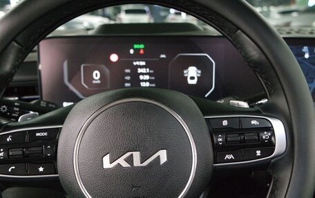 KIA K5, 2023 год, 2 329 406 рублей, 13 фотография