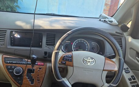 Toyota ISis I, 2009 год, 920 000 рублей, 8 фотография