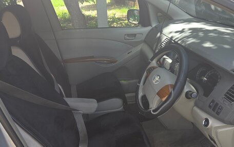 Toyota ISis I, 2009 год, 920 000 рублей, 17 фотография