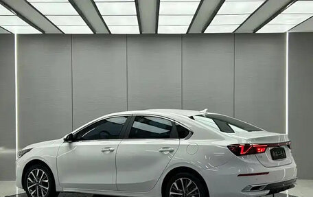KIA K3, 2024 год, 1 400 000 рублей, 5 фотография
