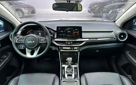 KIA K3, 2024 год, 1 400 000 рублей, 17 фотография