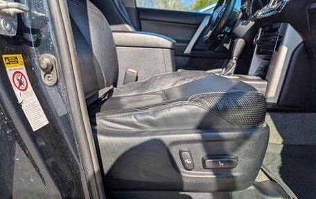 Toyota Land Cruiser Prado 150 рестайлинг 2, 2010 год, 2 750 000 рублей, 20 фотография