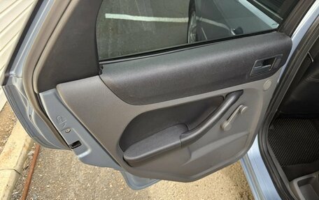 Ford Focus II рестайлинг, 2006 год, 400 000 рублей, 16 фотография