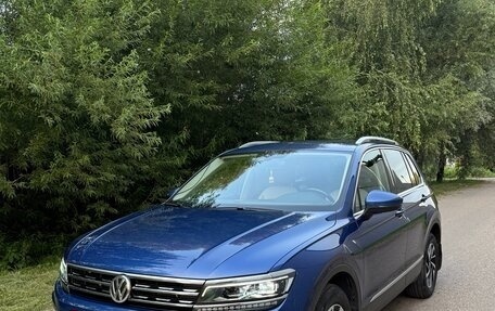 Volkswagen Tiguan II, 2018 год, 3 130 000 рублей, 3 фотография