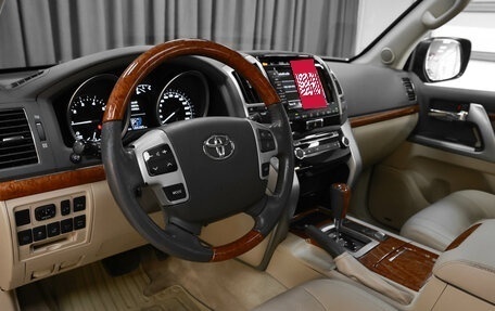 Toyota Land Cruiser 200, 2013 год, 3 750 000 рублей, 9 фотография