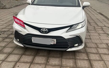 Toyota Camry, 2021 год, 3 500 000 рублей, 1 фотография