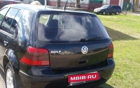 Volkswagen Golf IV, 1998 год, 230 000 рублей, 2 фотография