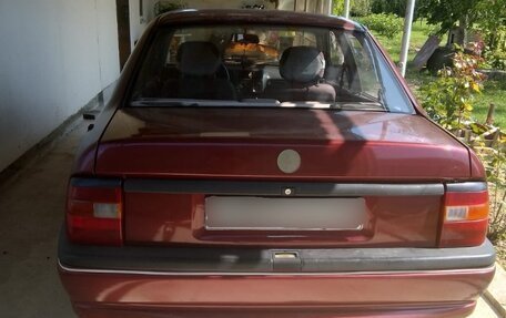Opel Vectra A, 1993 год, 250 000 рублей, 2 фотография