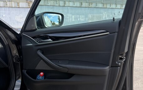 BMW 5 серия, 2018 год, 3 699 999 рублей, 32 фотография