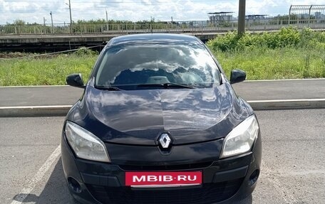 Renault Megane III, 2011 год, 650 000 рублей, 3 фотография