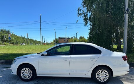 Volkswagen Jetta VI, 2017 год, 1 000 000 рублей, 5 фотография