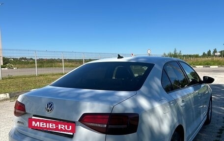 Volkswagen Jetta VI, 2017 год, 1 000 000 рублей, 7 фотография