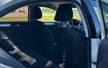 Volkswagen Jetta VI, 2017 год, 1 000 000 рублей, 19 фотография