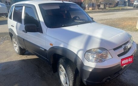 Chevrolet Niva I рестайлинг, 2009 год, 370 000 рублей, 2 фотография