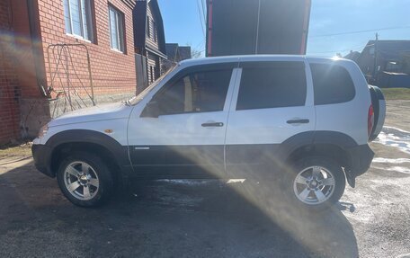 Chevrolet Niva I рестайлинг, 2009 год, 370 000 рублей, 8 фотография