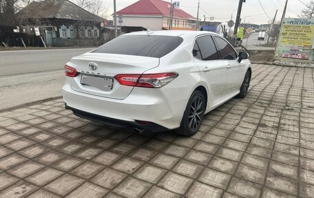Toyota Camry, 2021 год, 3 500 000 рублей, 4 фотография