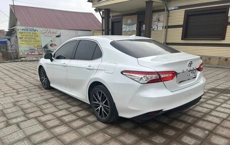 Toyota Camry, 2021 год, 3 500 000 рублей, 3 фотография