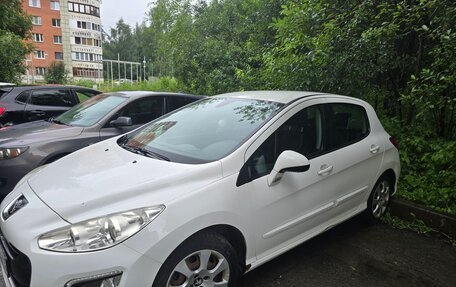 Peugeot 308 II, 2012 год, 570 000 рублей, 2 фотография