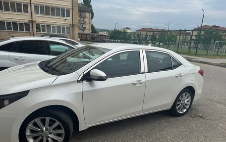 Toyota Corolla, 2015 год, 1 390 000 рублей, 8 фотография