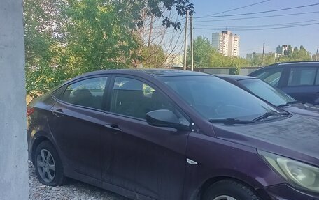 Hyundai Solaris II рестайлинг, 2013 год, 450 000 рублей, 4 фотография
