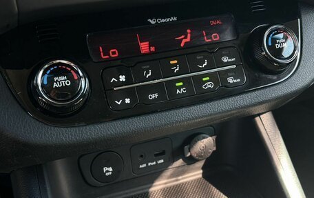 KIA Sportage III, 2011 год, 750 000 рублей, 14 фотография