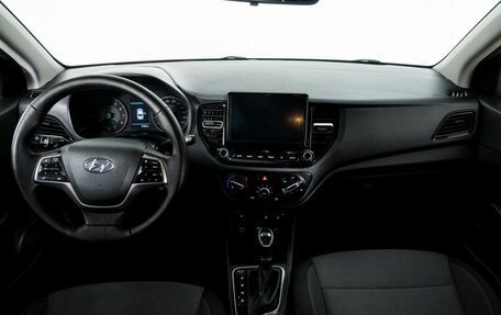 Hyundai Solaris II рестайлинг, 2020 год, 1 710 000 рублей, 7 фотография