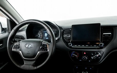 Hyundai Solaris II рестайлинг, 2020 год, 1 710 000 рублей, 13 фотография