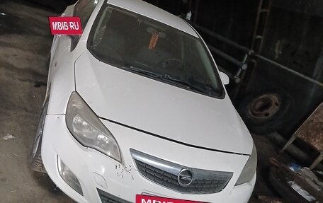 Opel Astra J, 2011 год, 520 000 рублей, 3 фотография