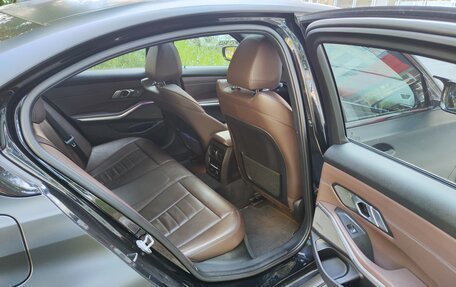 BMW 3 серия, 2019 год, 3 050 000 рублей, 8 фотография