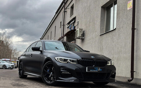BMW 3 серия, 2019 год, 3 050 000 рублей, 17 фотография