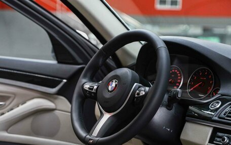 BMW 5 серия, 2011 год, 1 590 000 рублей, 14 фотография