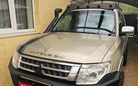 Mitsubishi Pajero IV, 2017 год, 3 500 000 рублей, 3 фотография