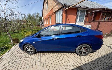 Hyundai Solaris II рестайлинг, 2011 год, 730 000 рублей, 7 фотография