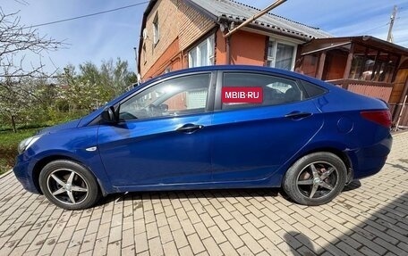Hyundai Solaris II рестайлинг, 2011 год, 730 000 рублей, 14 фотография