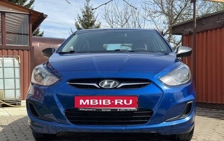 Hyundai Solaris II рестайлинг, 2011 год, 730 000 рублей, 6 фотография