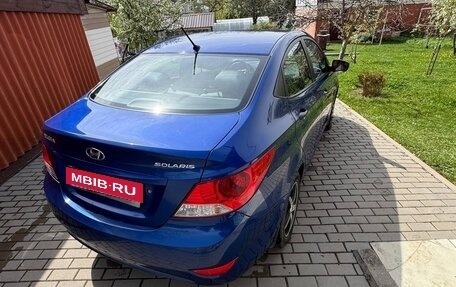 Hyundai Solaris II рестайлинг, 2011 год, 730 000 рублей, 11 фотография