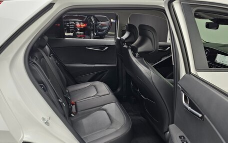 KIA Niro, 2025 год, 2 600 000 рублей, 13 фотография