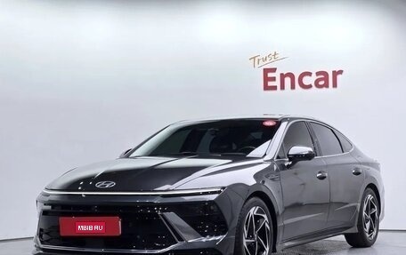 Hyundai Sonata VIII, 2023 год, 2 600 000 рублей, 1 фотография