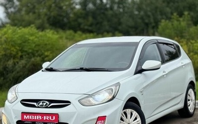 Hyundai Solaris II рестайлинг, 2012 год, 650 000 рублей, 1 фотография