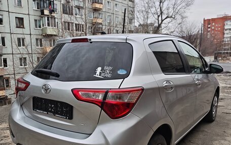 Toyota Vitz, 2017 год, 950 000 рублей, 5 фотография